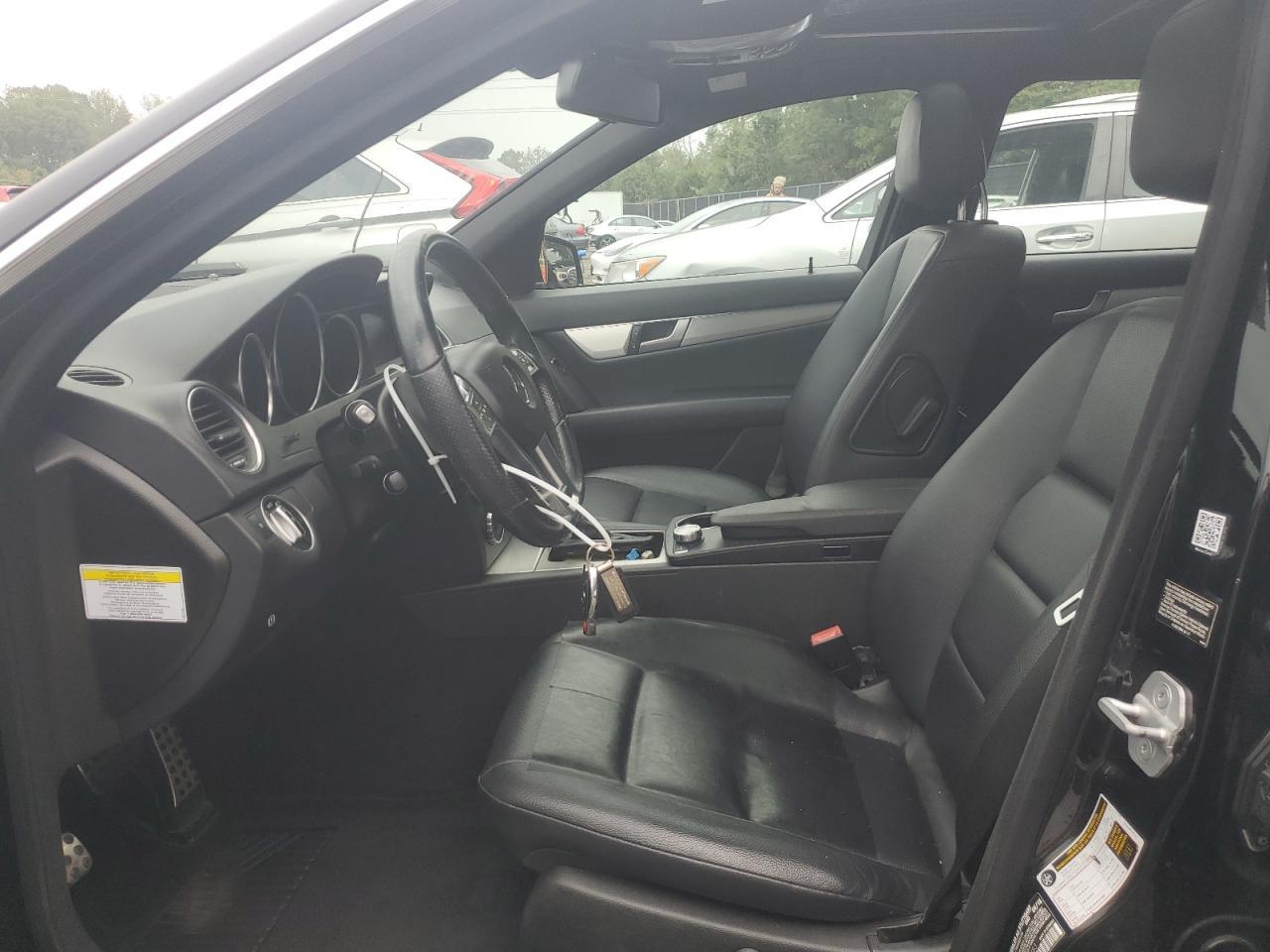 2014 Mercedes-Benz C 300 4Matic - Image 7