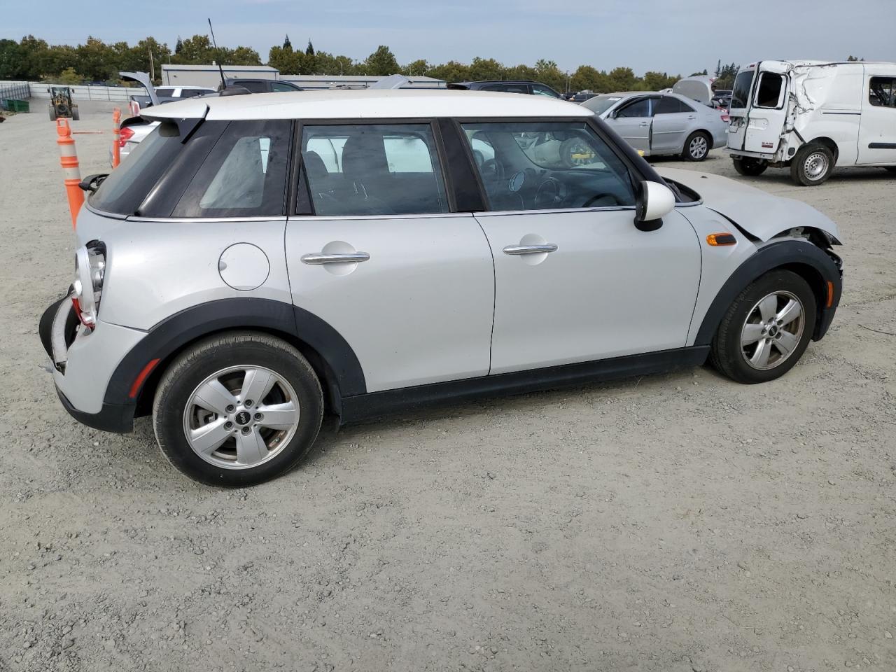 2015 Mini Cooper - Фото 3