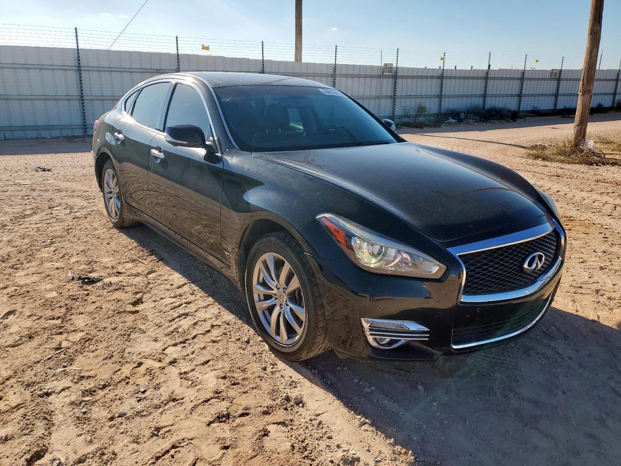2018 Infiniti Q70 3.7 Luxe - Фото 4