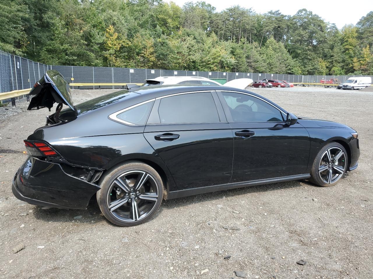 2025 Honda Accord Hybrid Sport - Image 3