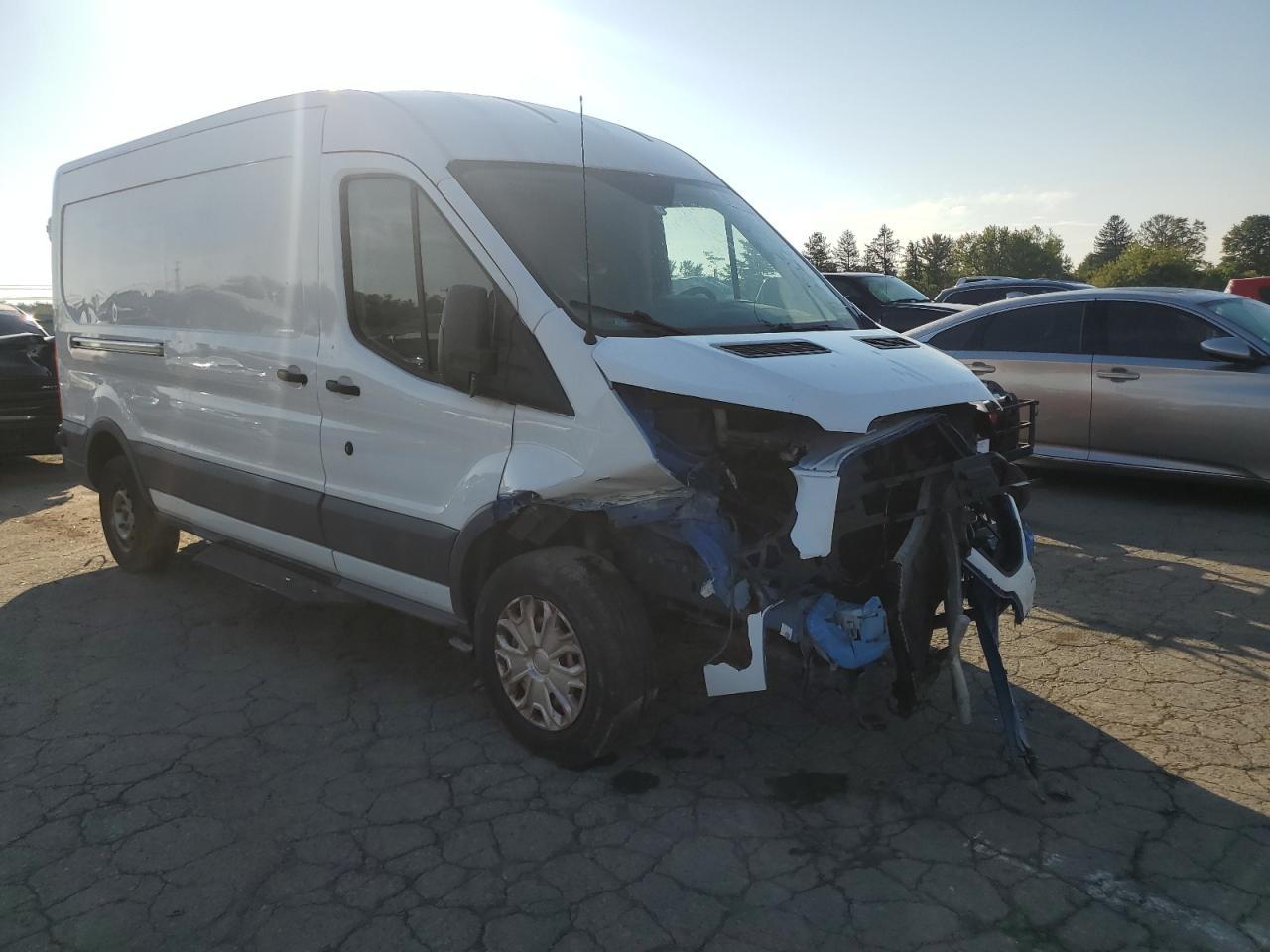 2017 Ford Transit T-250 - Фото 4