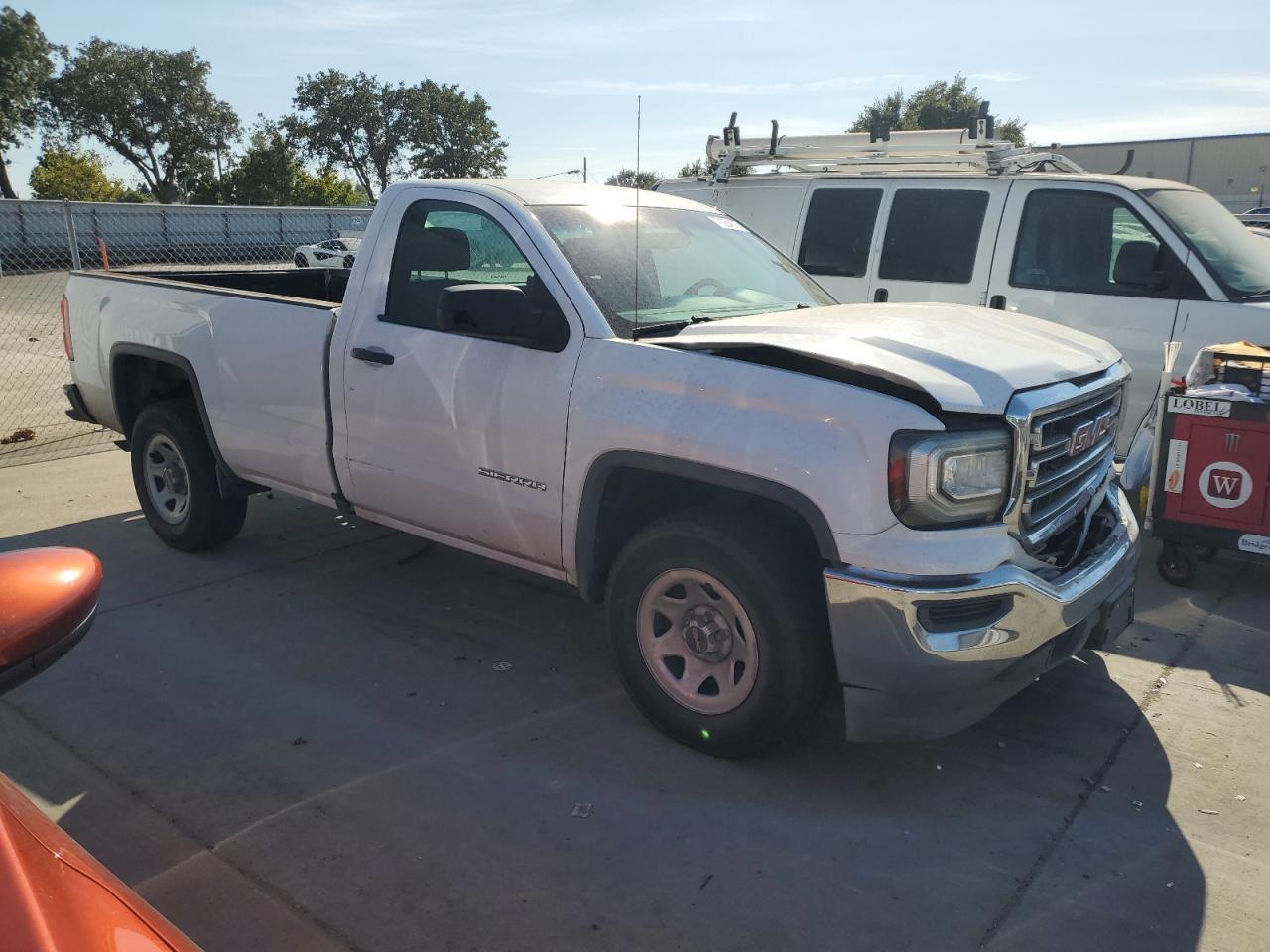 2016 GMC Sierra C1500 - Image 4