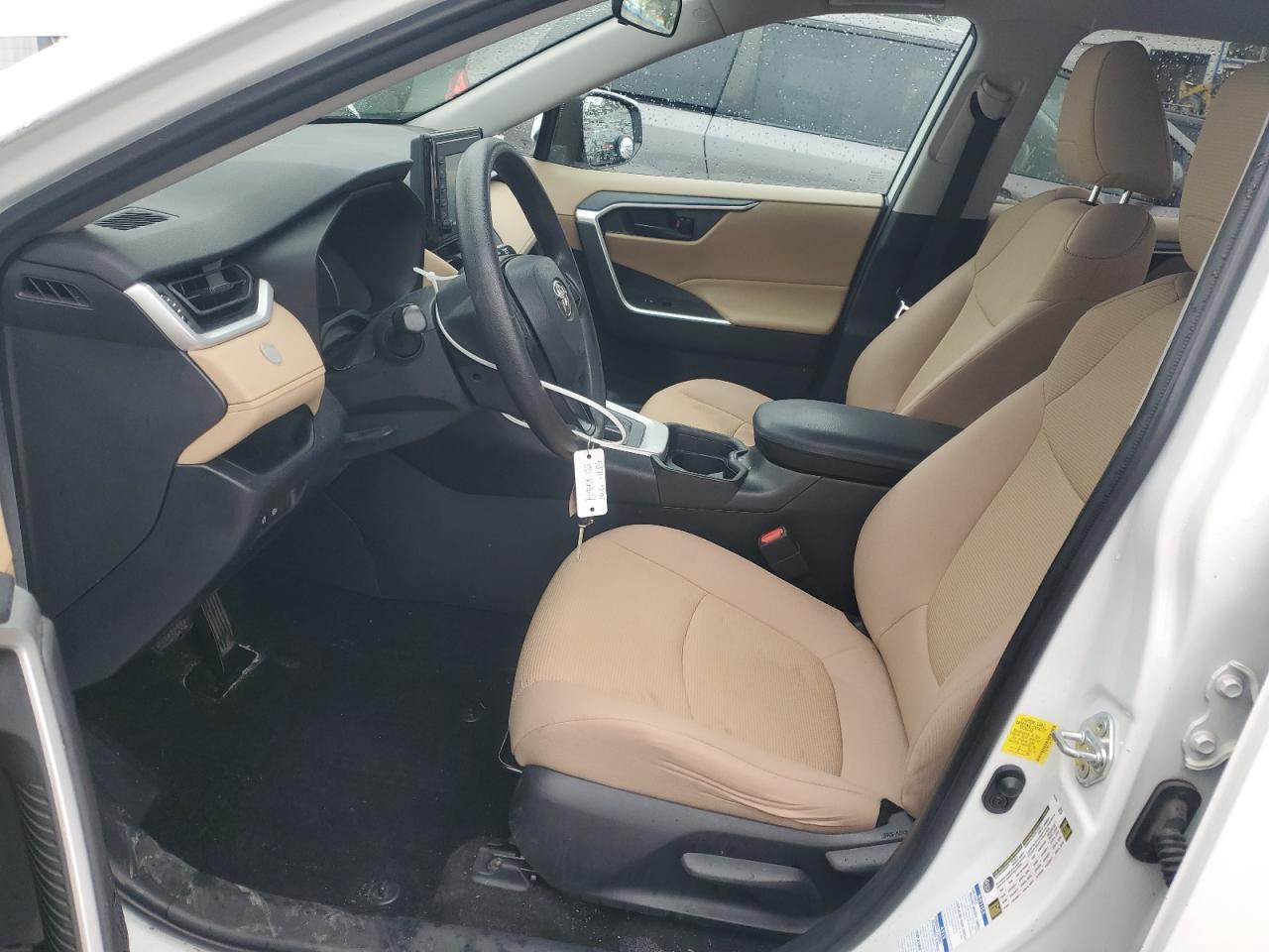 2020 Toyota Rav4 Le - Фото 7