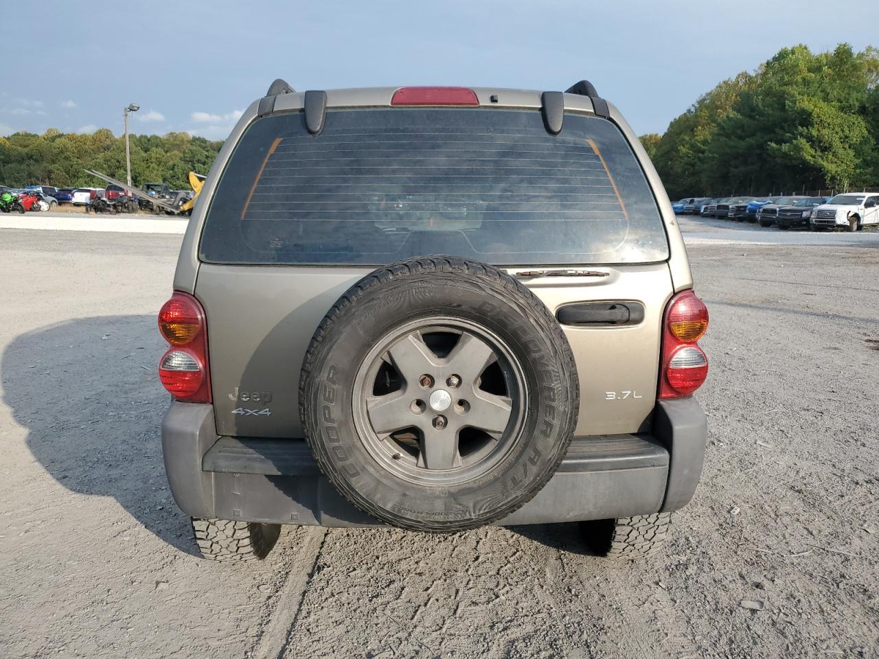 2003 Jeep Liberty Sport - Фото 6