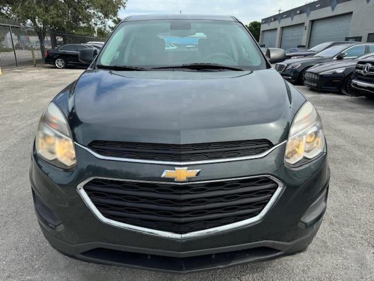 2017 Chevrolet Equinox Ls - Фото 5