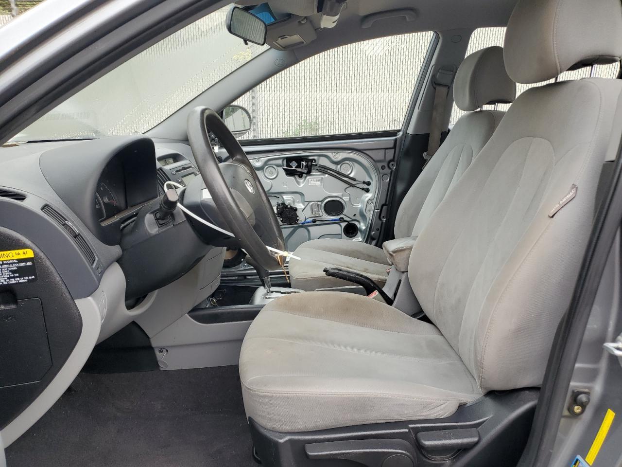 2010 Hyundai Elantra - Фото 7