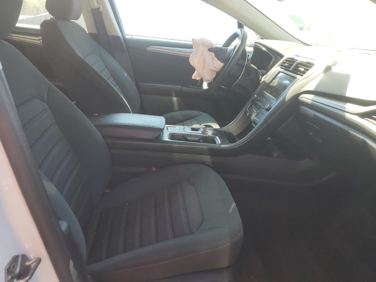 2020 Ford Fusion Se - Image 7