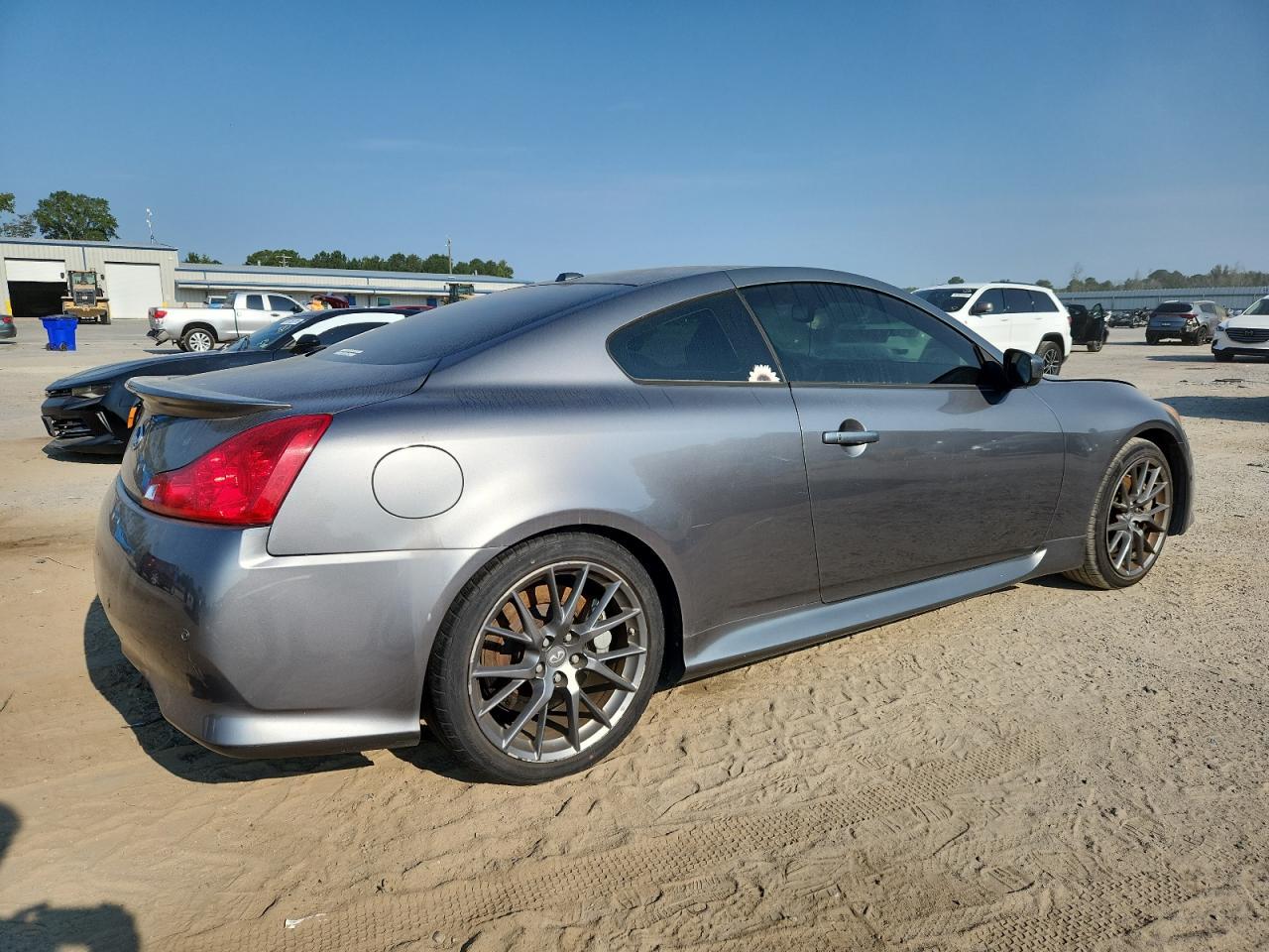 2013 Infiniti G37 Journey - Фото 3