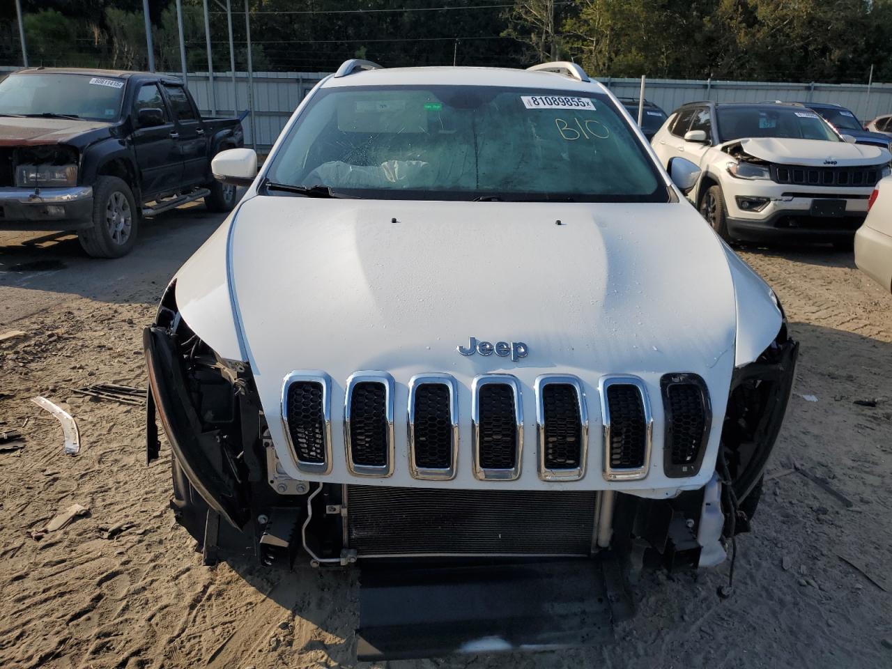 2018 Jeep Cherokee Latitude Plus - Image 5