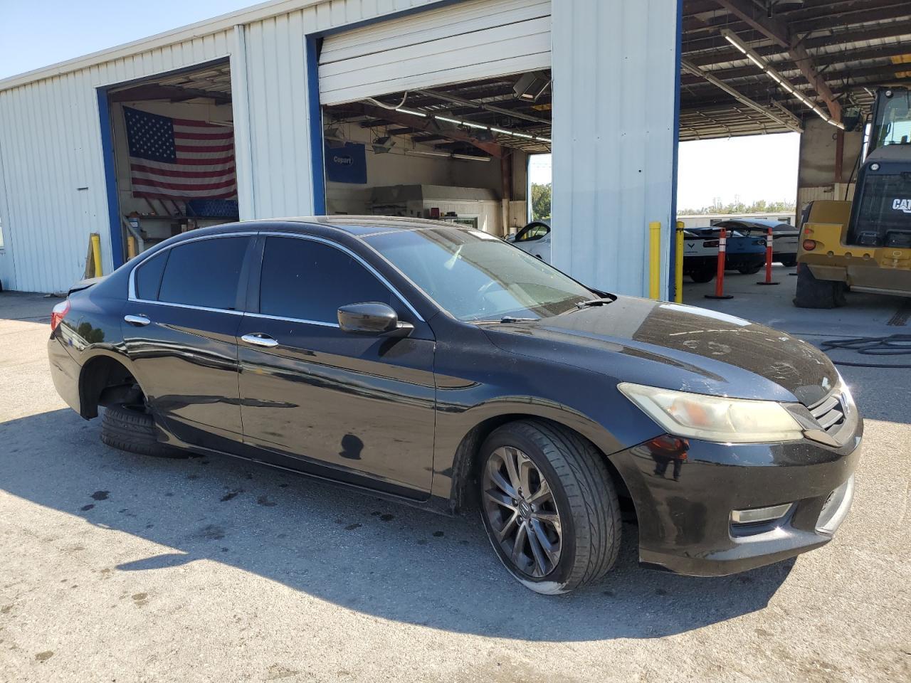 2013 Honda Accord Sport - Image 4