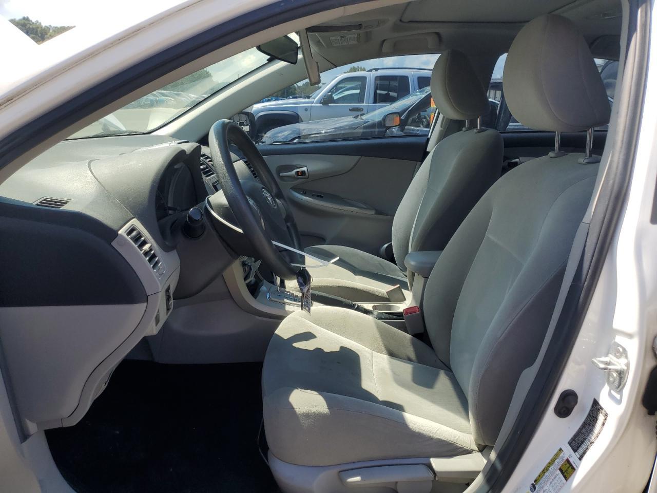 2013 Toyota Corolla Base - Image 7