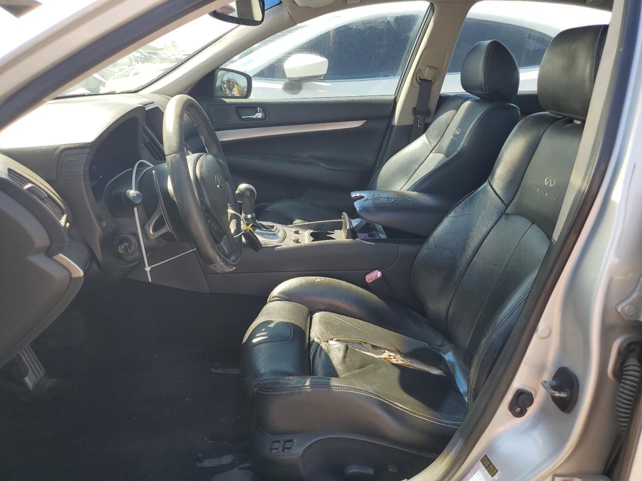2011 Infiniti G37 Base - Фото 7