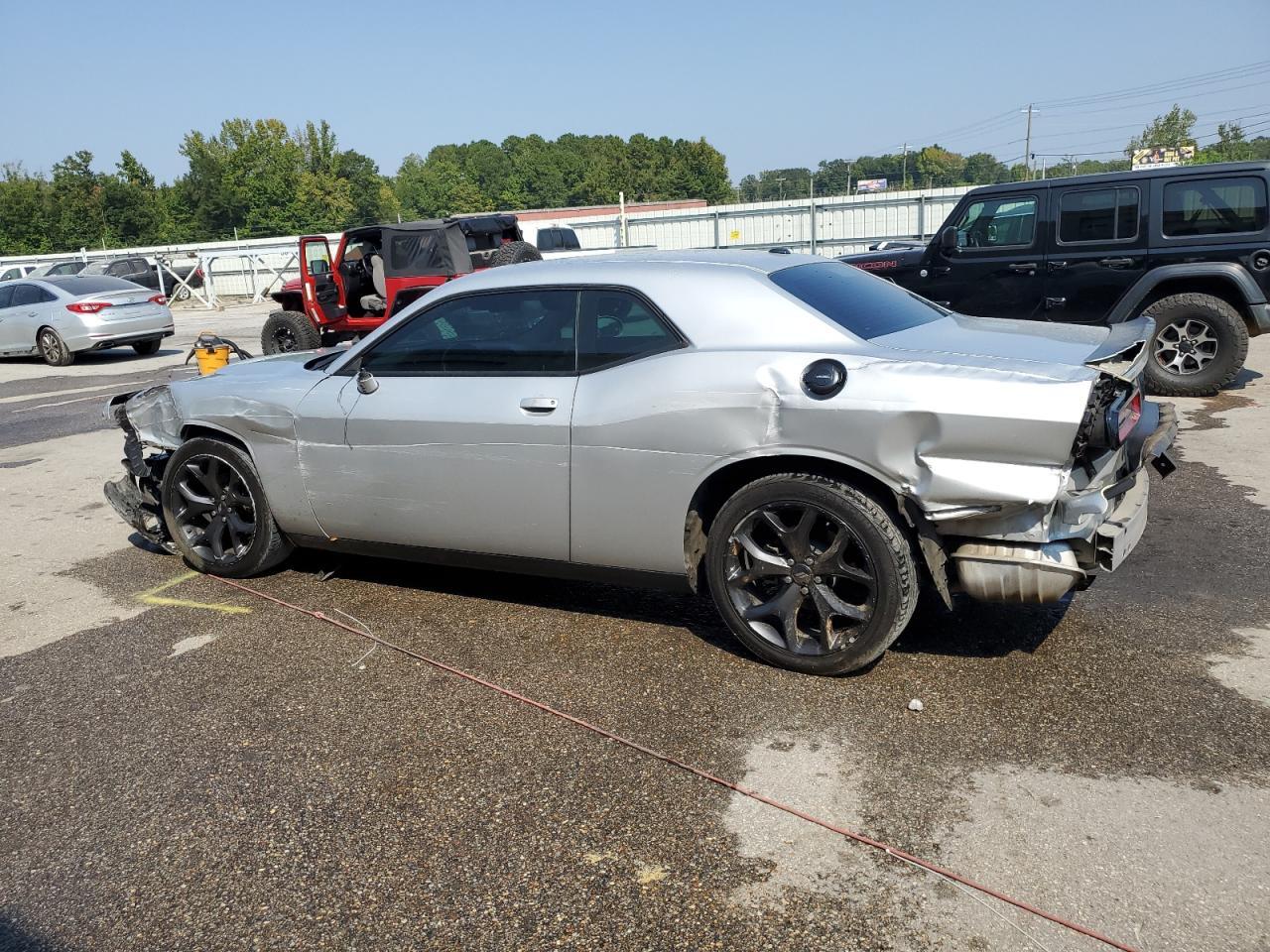 2020 Dodge Challenger Sxt - Фото 2