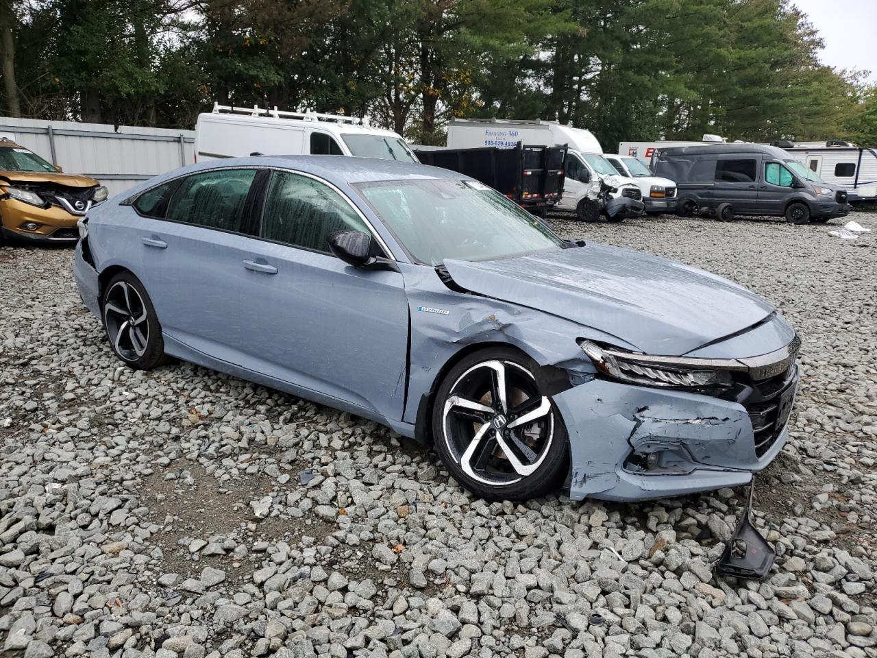 2022 Honda Accord Hybrid Sport - Image 4