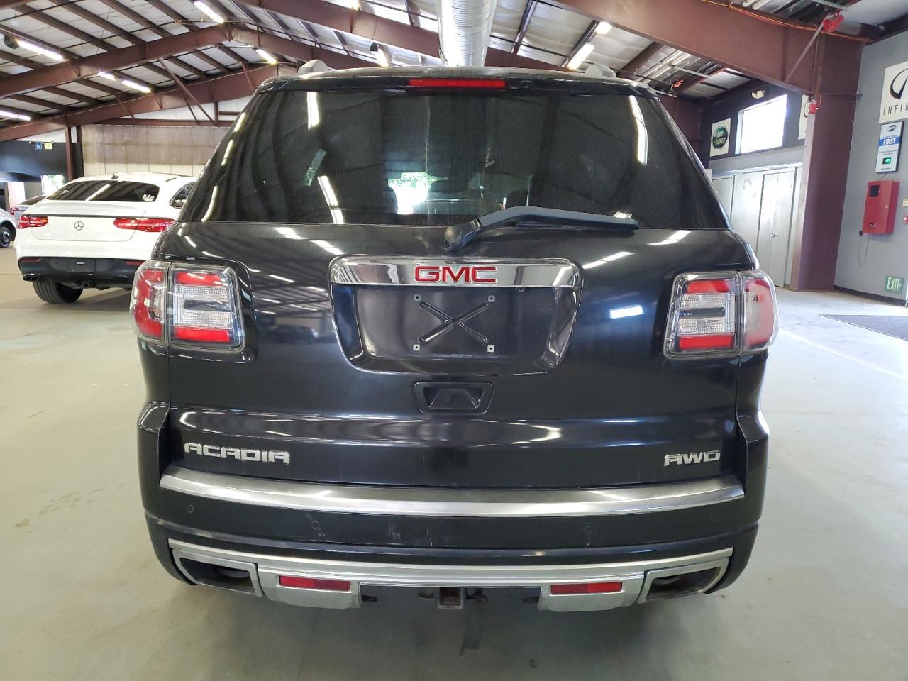 2014 GMC Acadia Denali - Фото 6