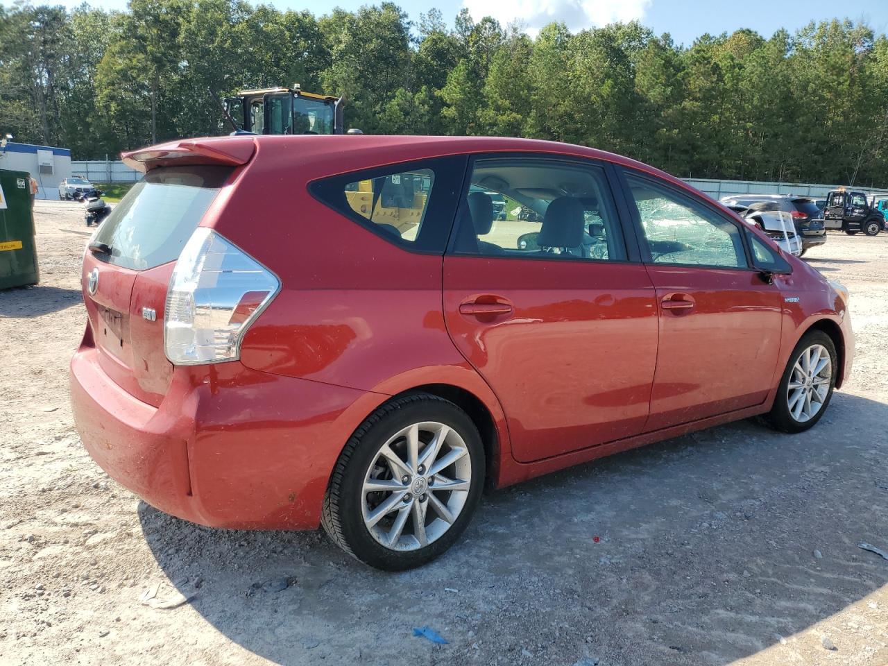 2013 Toyota Prius V - Фото 3