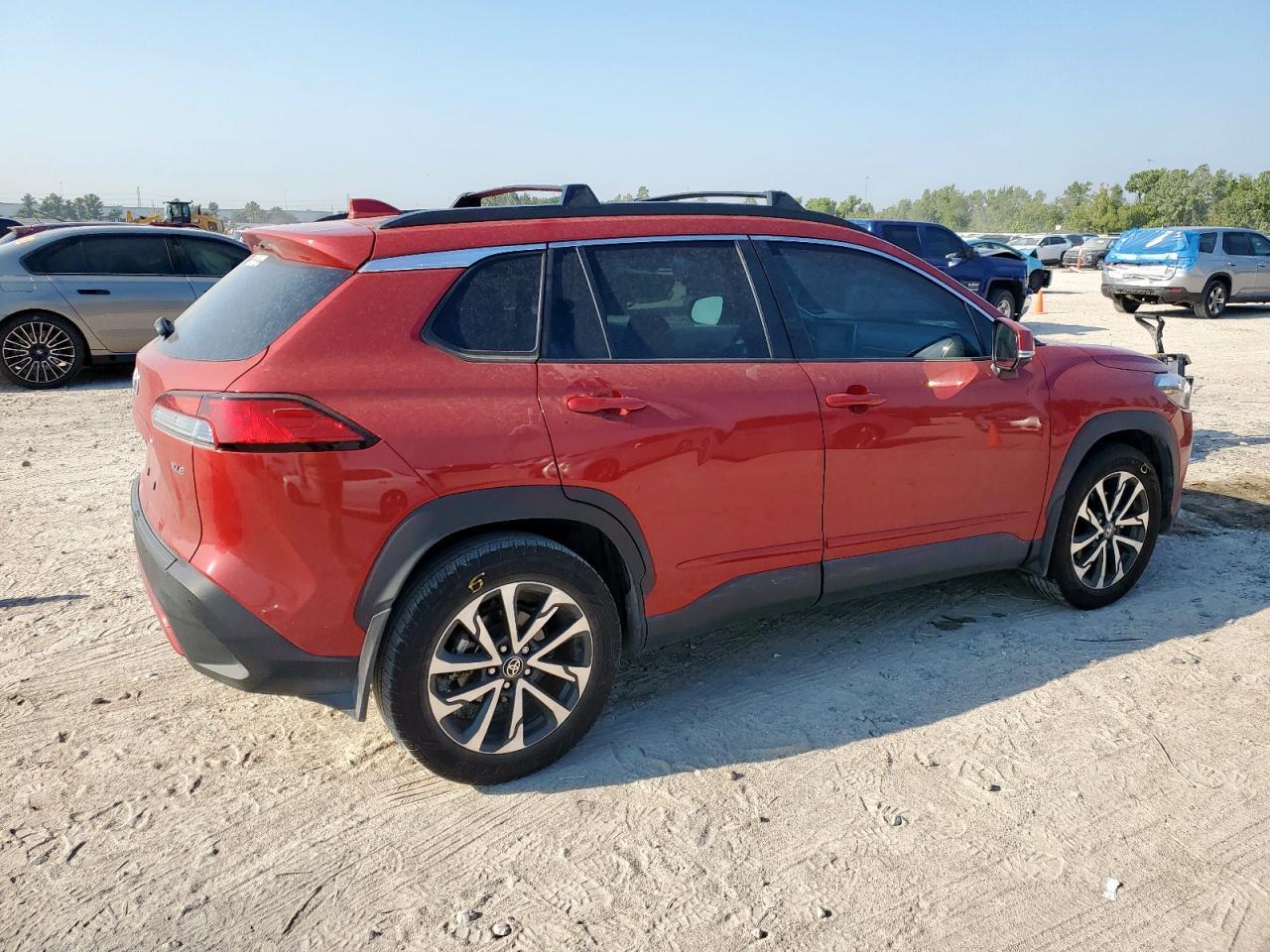 2024 Toyota Corolla Cross Xle - Фото 3