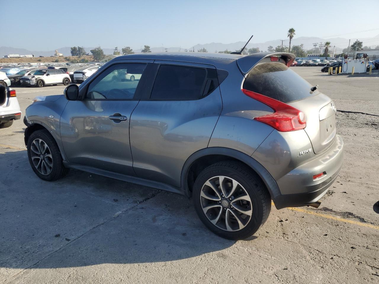 2014 Nissan Juke S - Фото 2