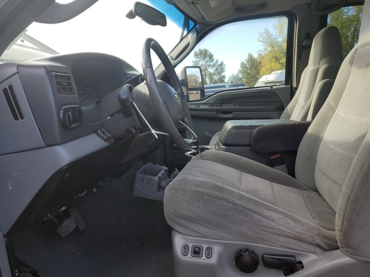 2004 Ford Excursion Xlt - Фото 7