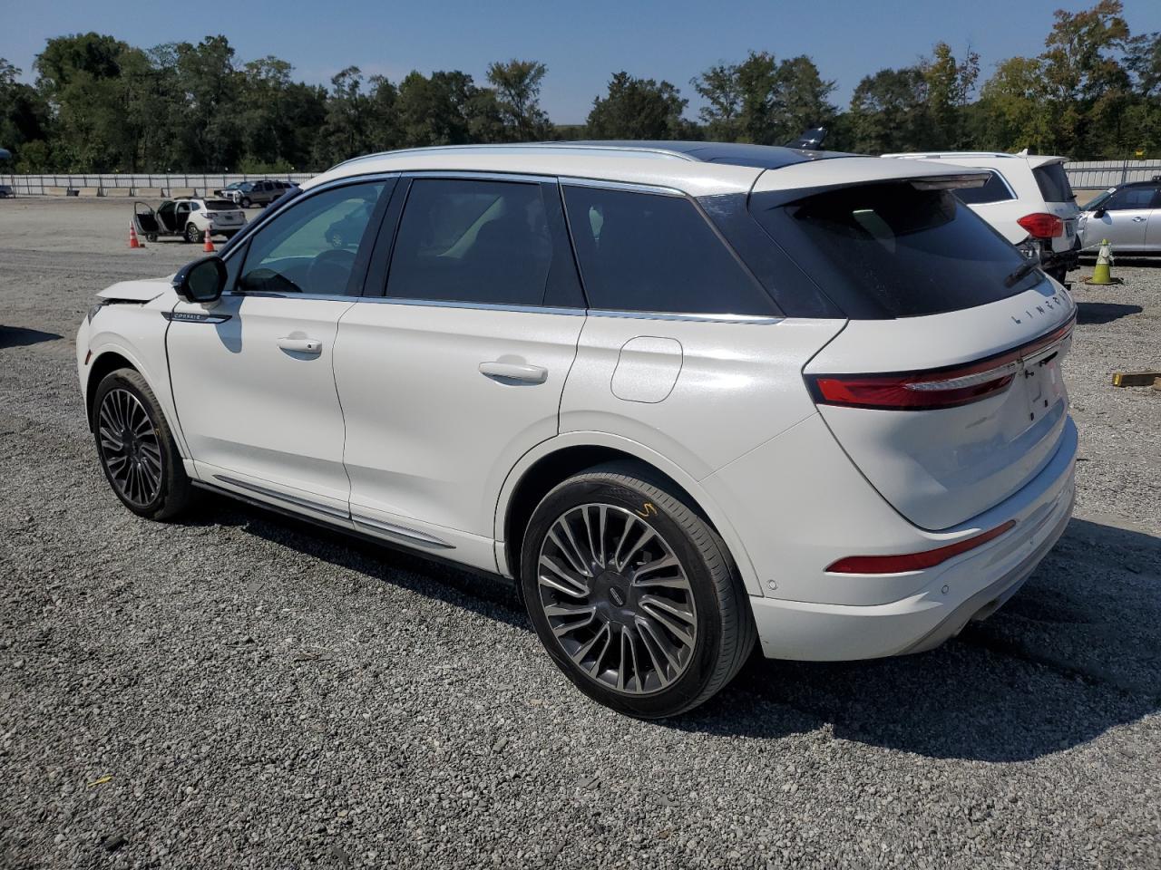 2020 Lincoln Corsair Reserve - Фото 2