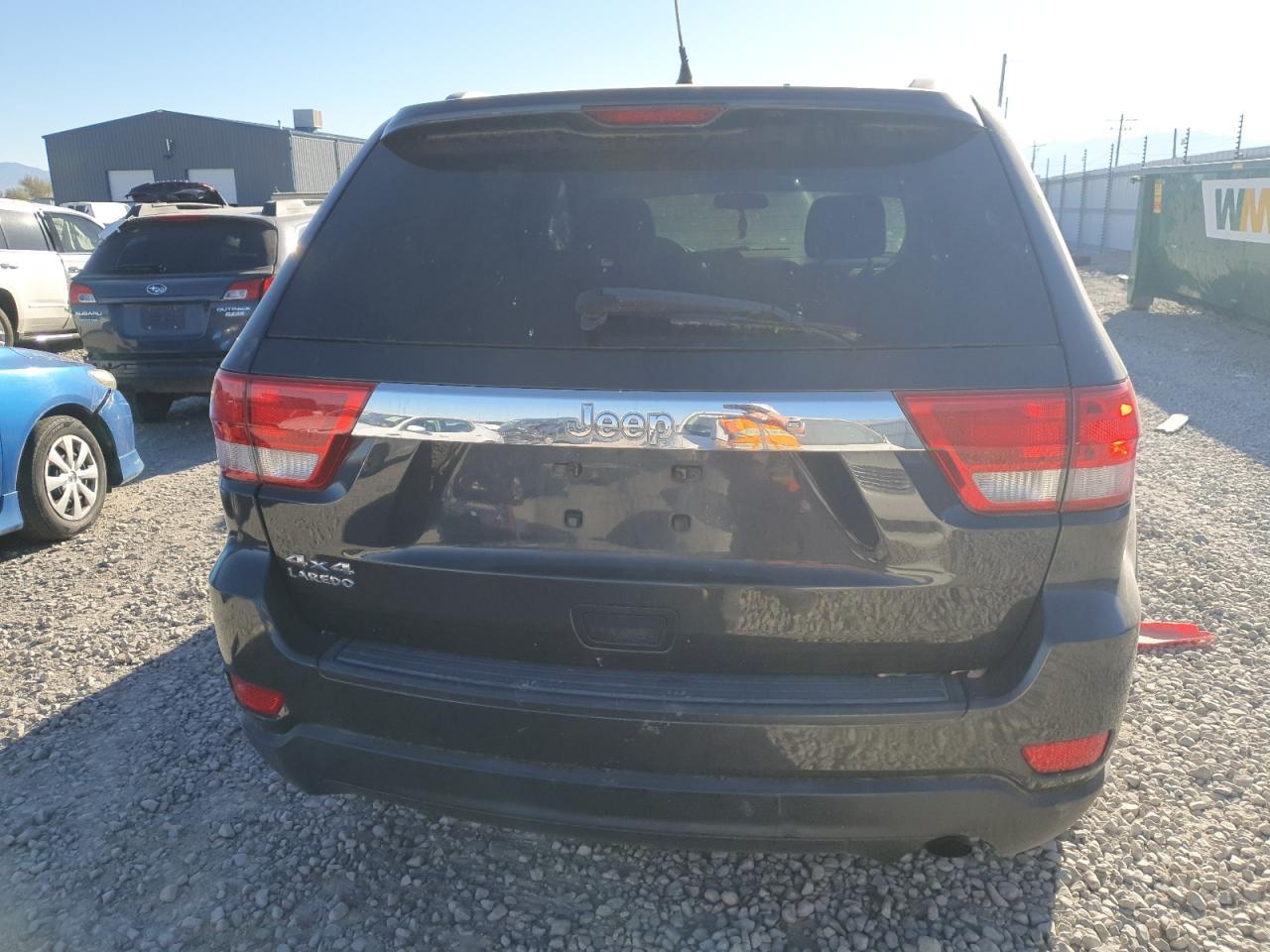 2011 Jeep Grand Cherokee Laredo - Фото 6