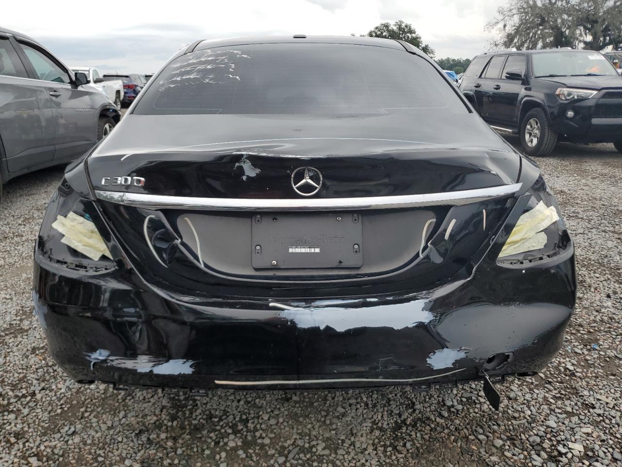 2015 Mercedes-Benz C 300 - Фото 6