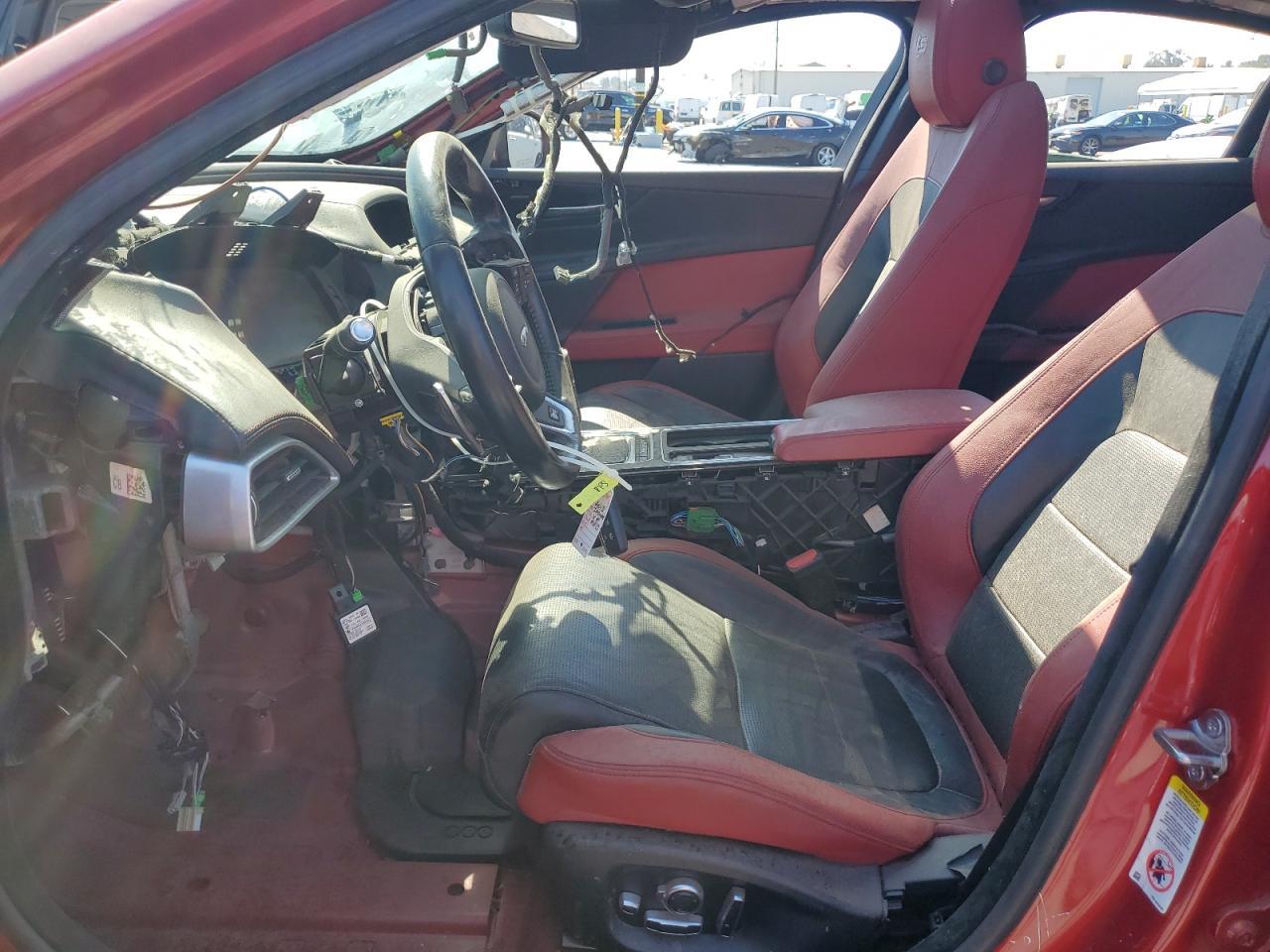 2018 Jaguar Xe S - Фото 7