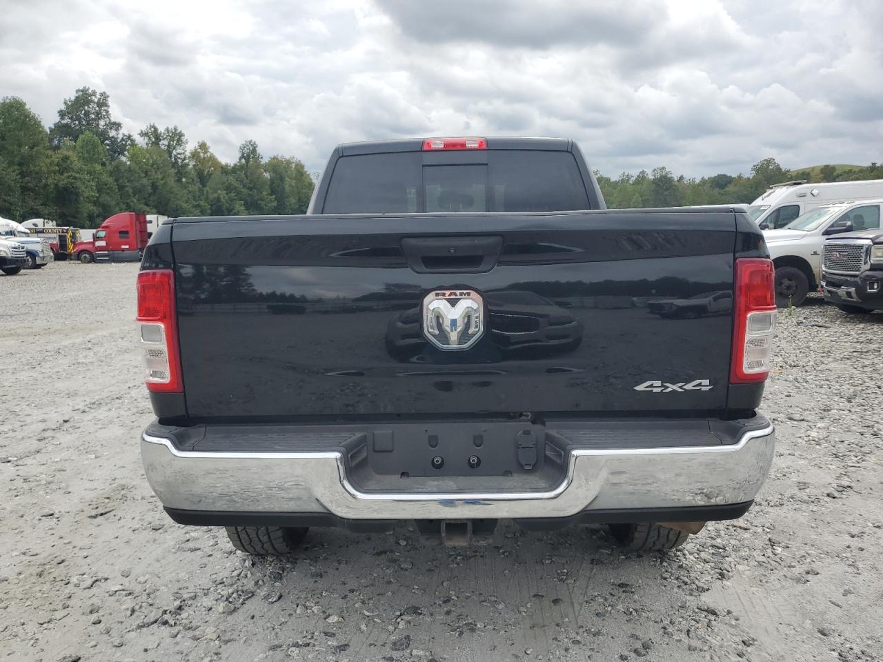 2021 Ram 2500 Tradesman - Фото 6