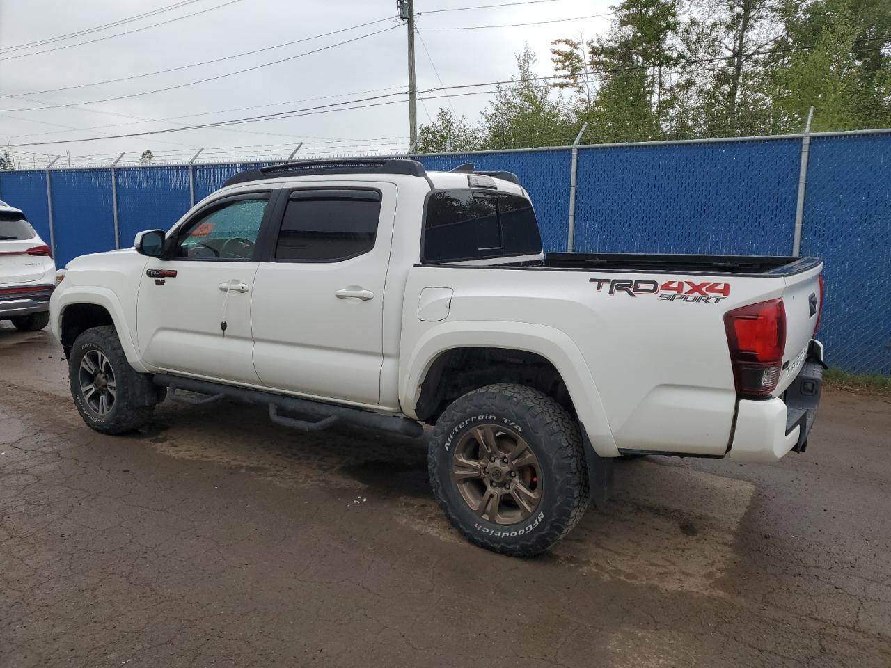 2018 Toyota Tacoma Double Cab - Фото 2