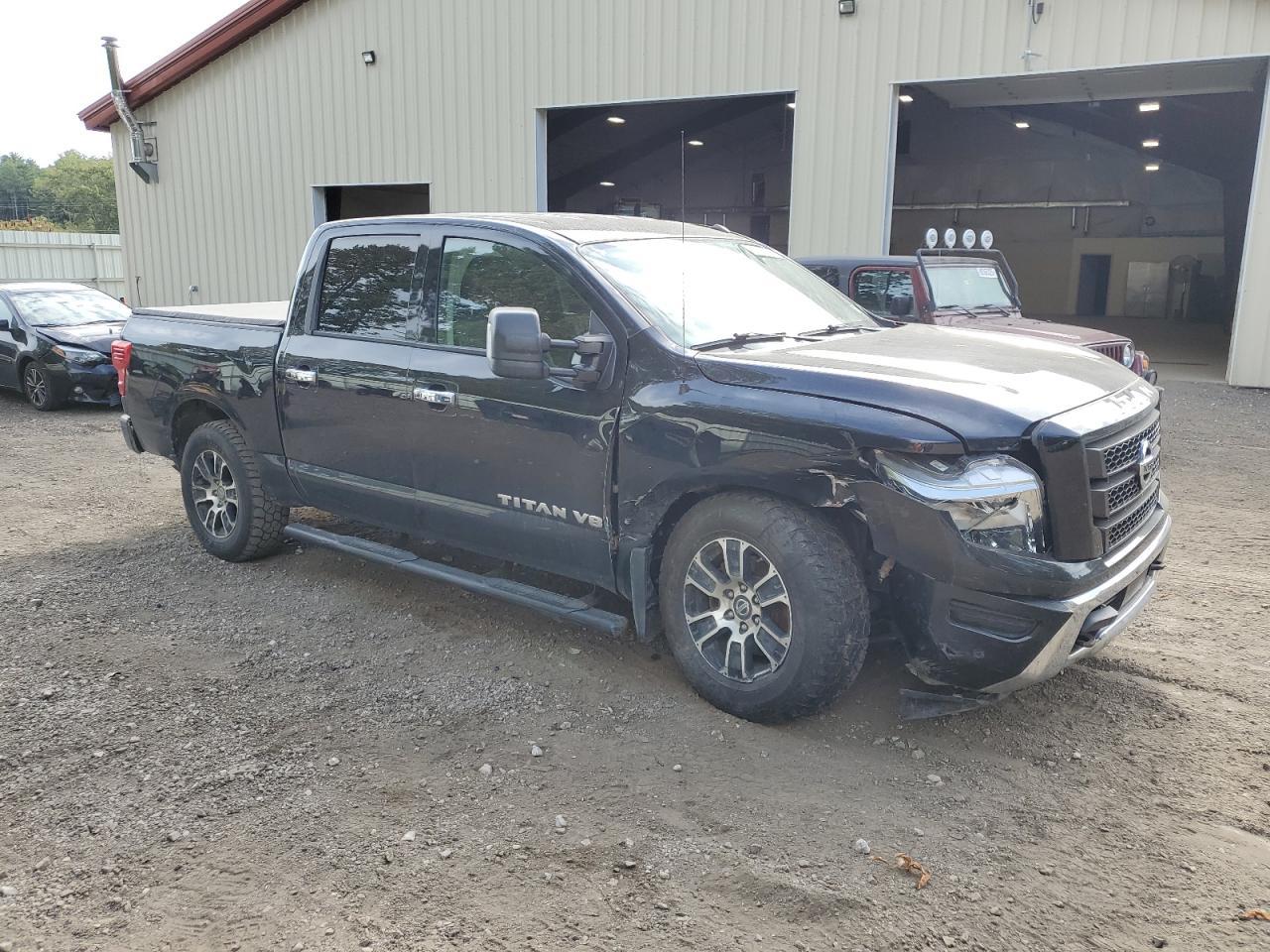 2020 Nissan Titan Sv - Image 4