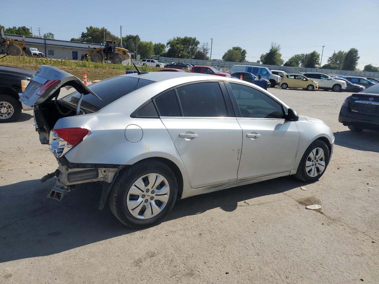 2012 Chevrolet Cruze Ls - Image 3