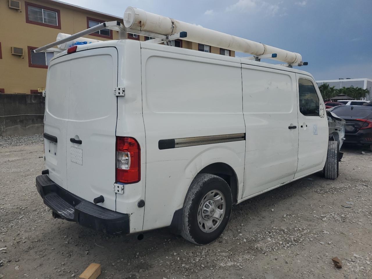 2015 Nissan Nv 1500 - Image 3