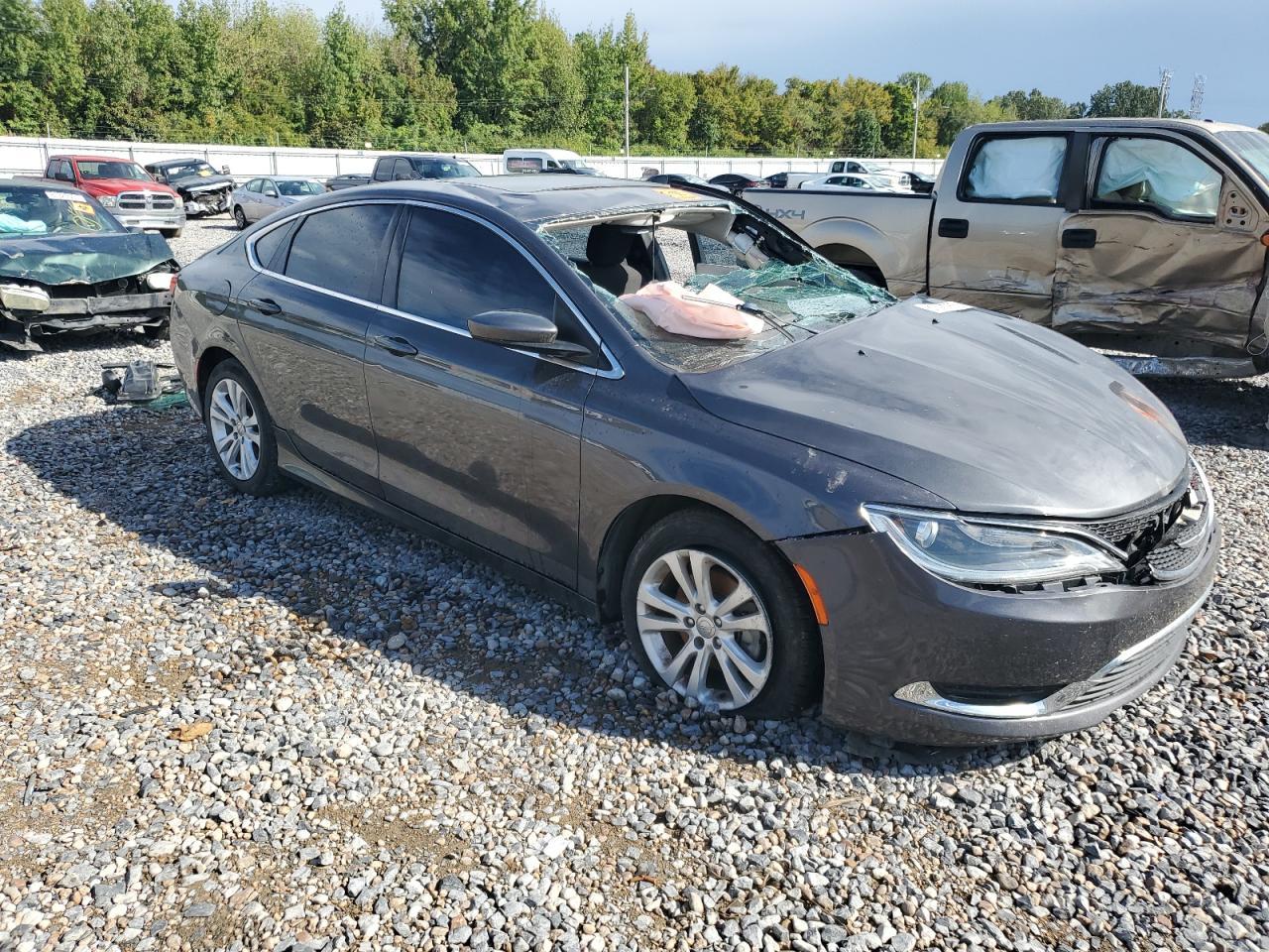 2016 Chrysler 200 Limited - Фото 4