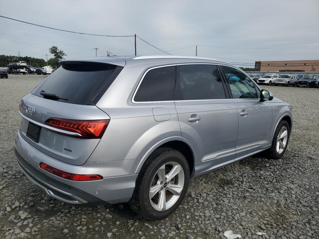 2022 Audi Q7 Premium Plus - Фото 3