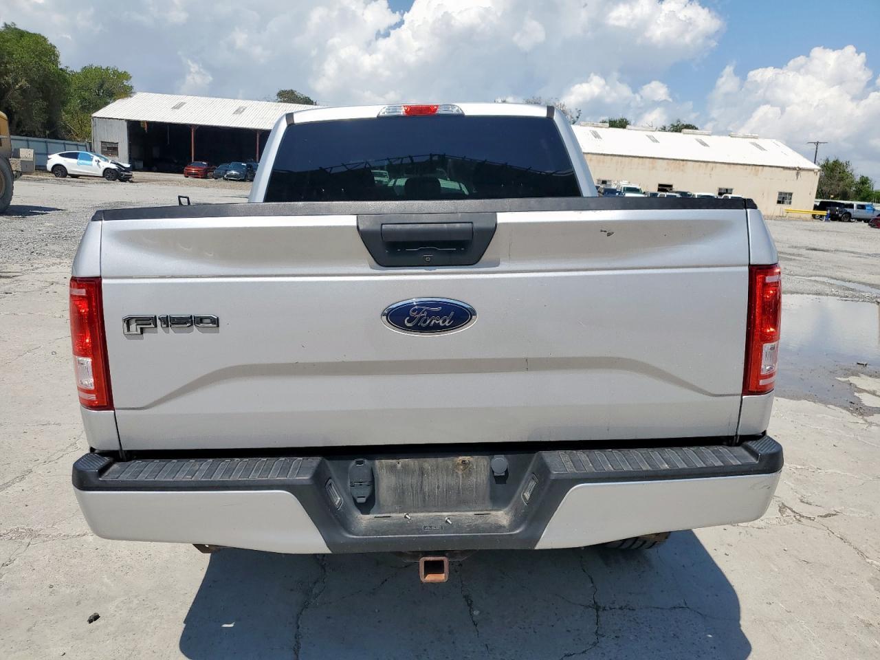 2017 Ford F150 Supercrew - Image 6