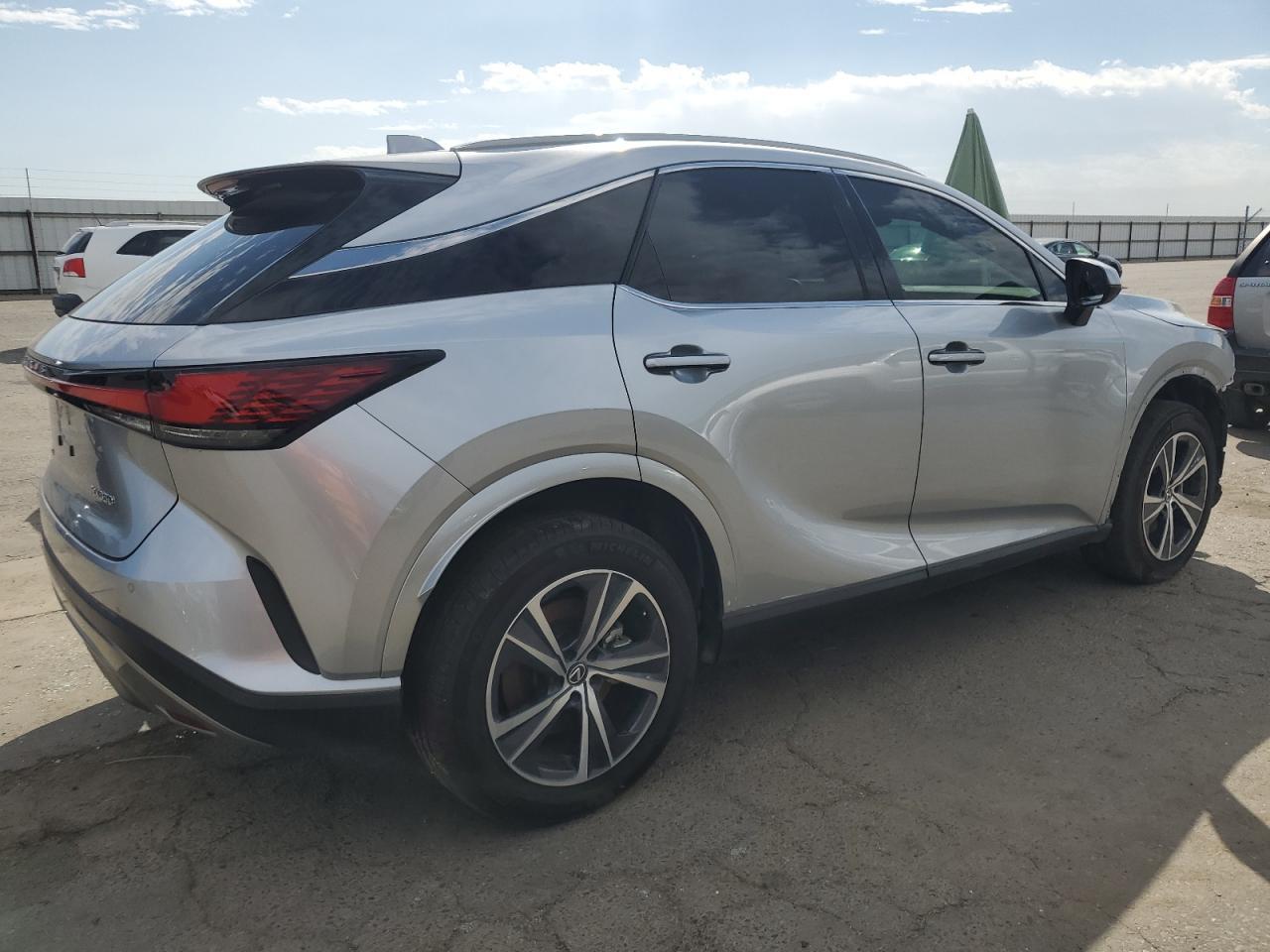 2023 Lexus Rx 350 Base - Image 3