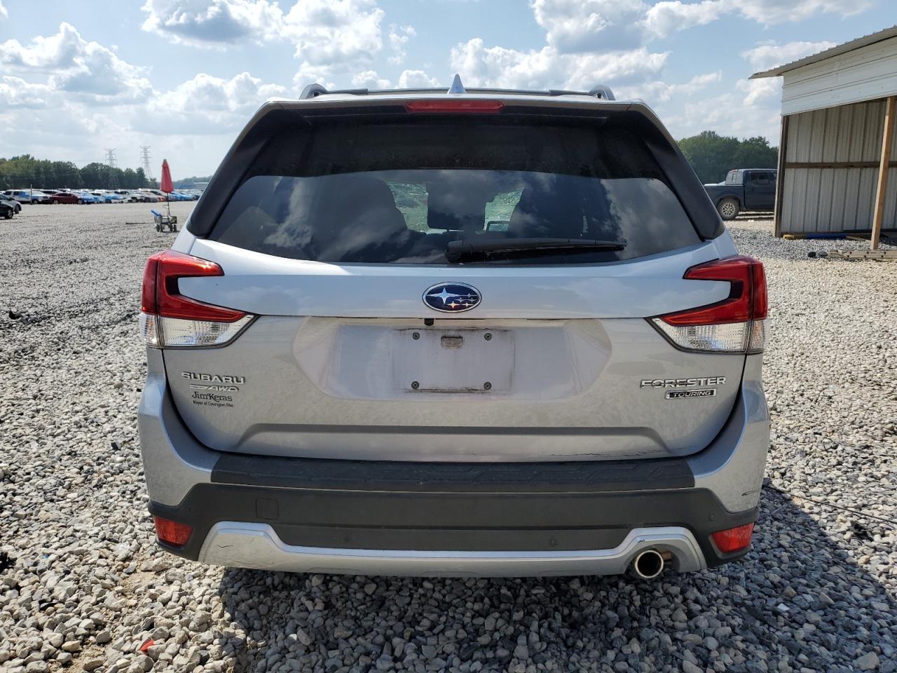 2019 Subaru Forester Touring - Image 6