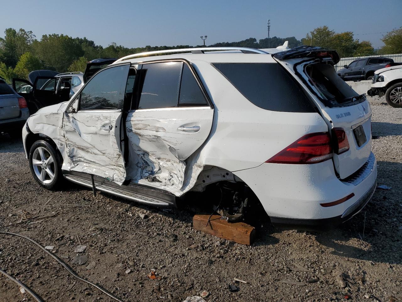 2016 Mercedes-Benz Gle 350 4Matic - Image 2