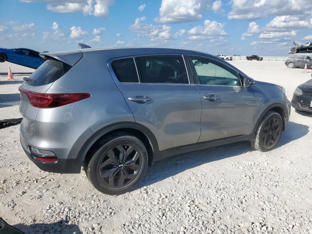 2022 Kia Sportage Lx - Фото 3