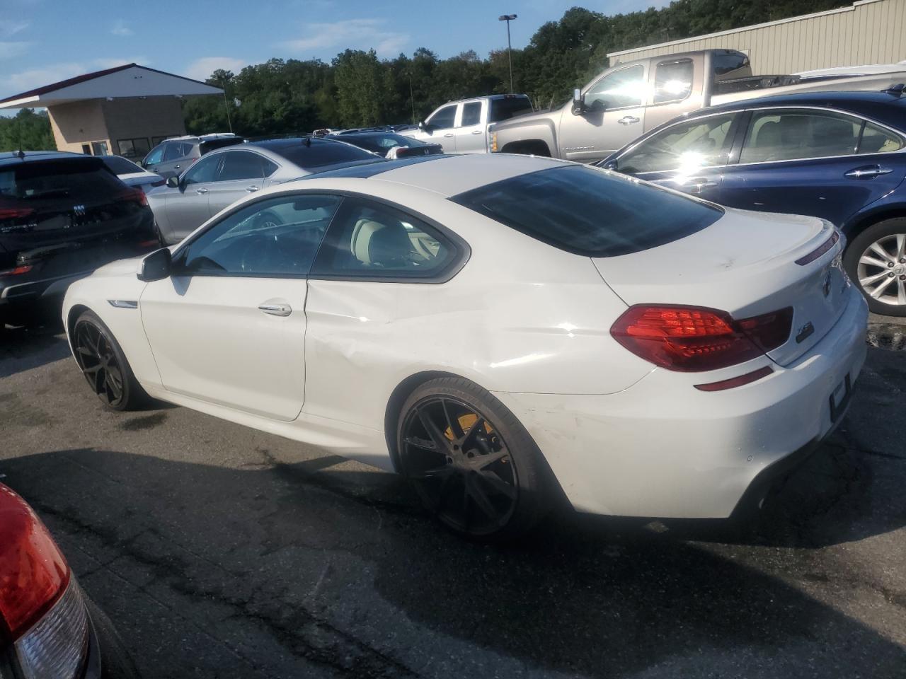 2015 BMW 650 Xi - Фото 2