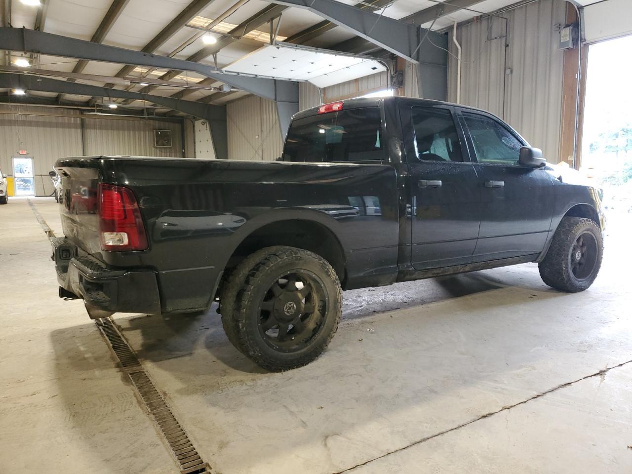 2015 Ram 1500 St - Image 3