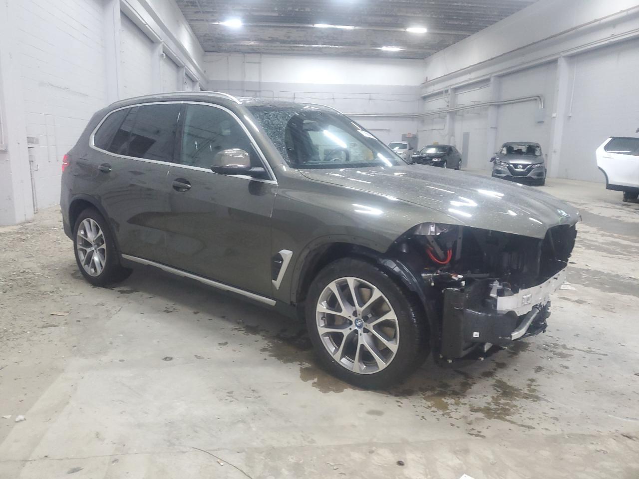 2024 BMW X5 xDrive50E - Image 4