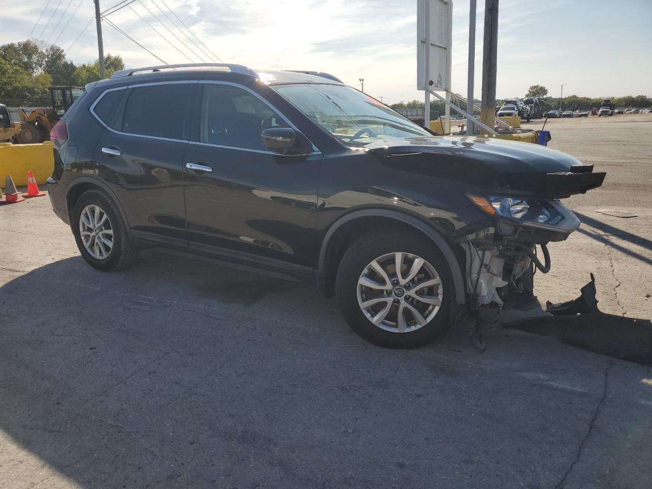 2020 Nissan Rogue S - Фото 4