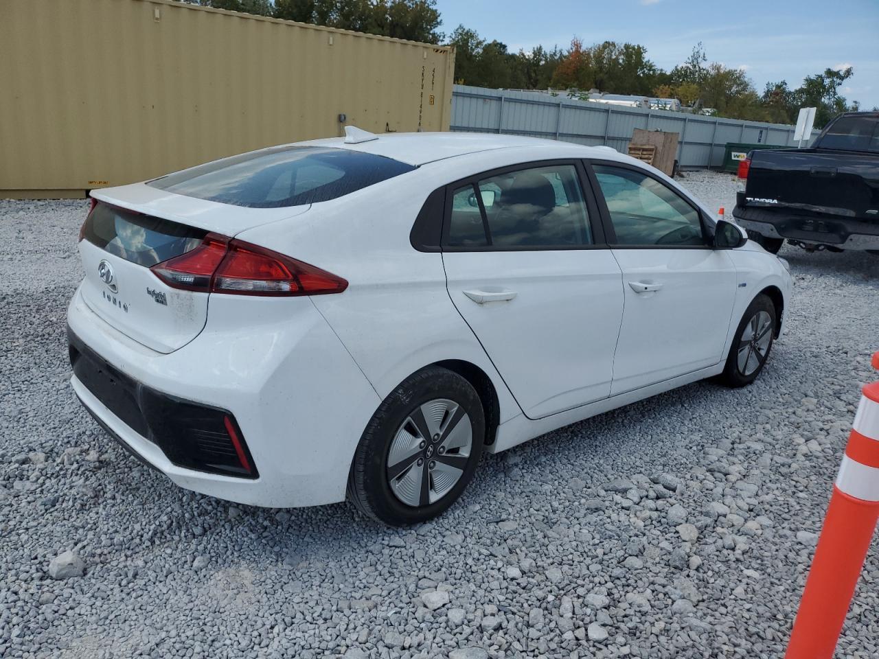 2019 Hyundai Ioniq Blue - Фото 3