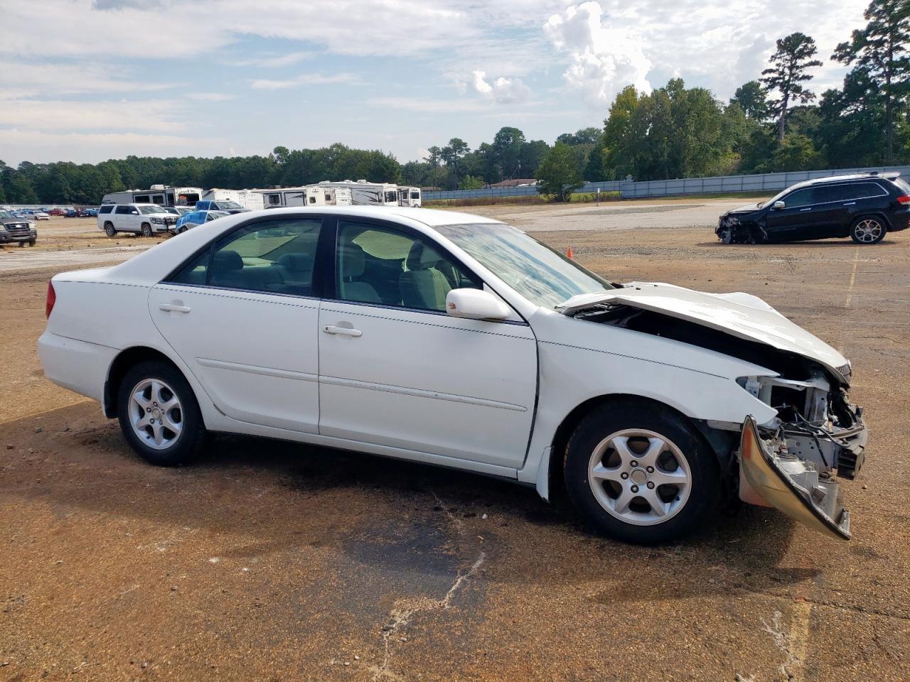 2004 Toyota Camry Le - Фото 4