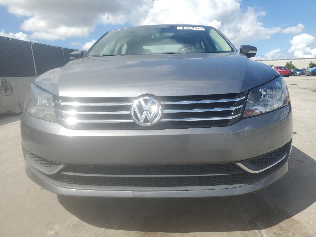 2013 Volkswagen Passat Sel - Image 5