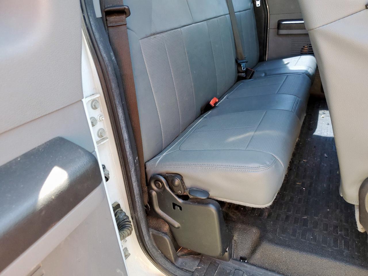 2015 Ford F250 Super Duty - Фото 6