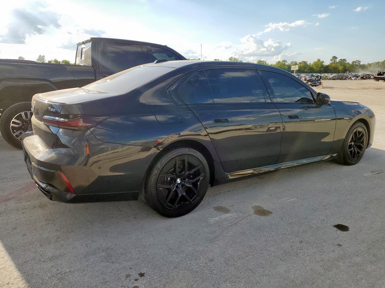 2024 BMW 760 Xi - Фото 3