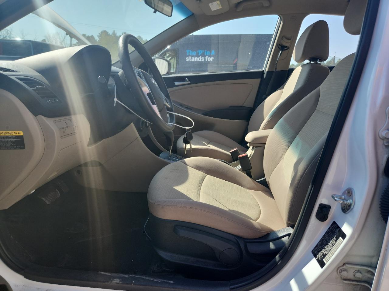 2017 Hyundai Accent Se - Image 7