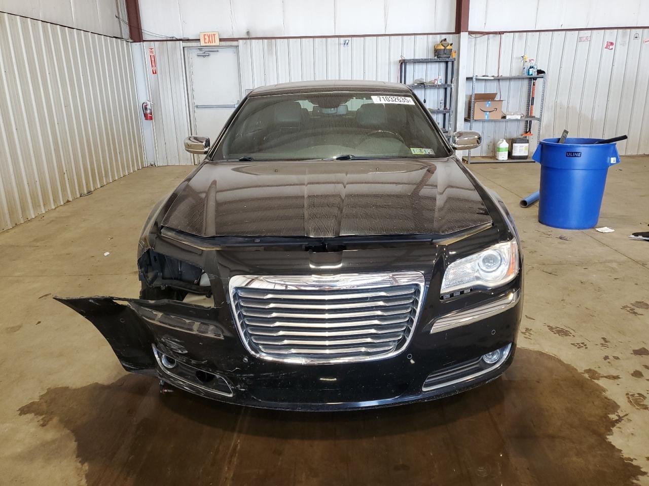 2012 Chrysler 300C - Фото 5